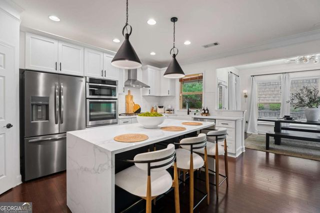 1172 Terrasol Ridge SW, Lilburn, GA 30047
