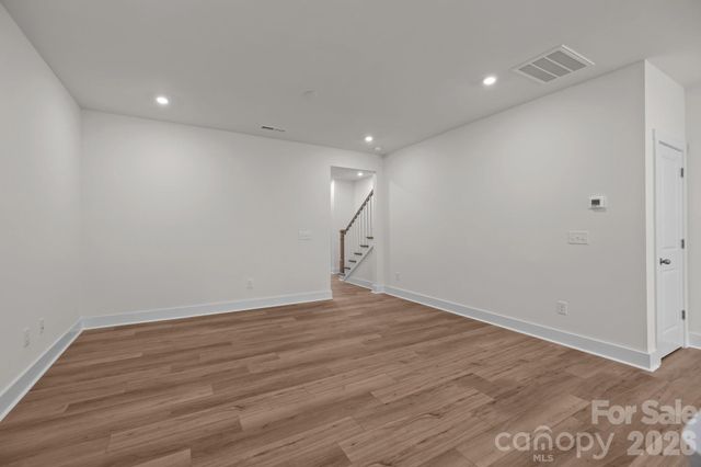 2930 Clyde Drive 33, Charlotte, NC 28208