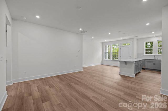 2930 Clyde Drive 33, Charlotte, NC 28208