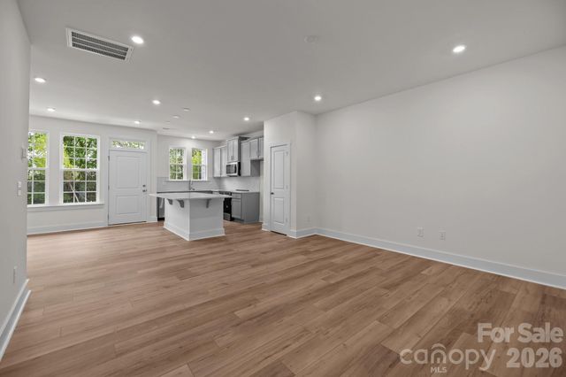 2930 Clyde Drive 33, Charlotte, NC 28208