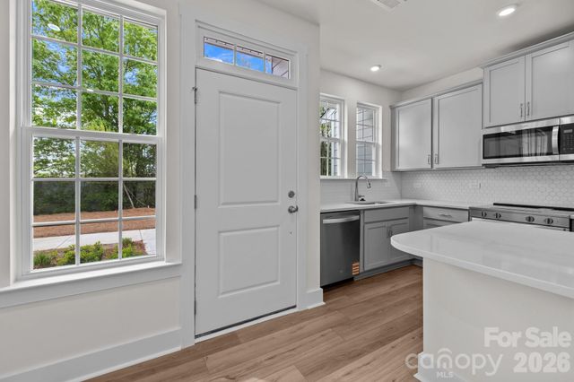 2930 Clyde Drive 33, Charlotte, NC 28208