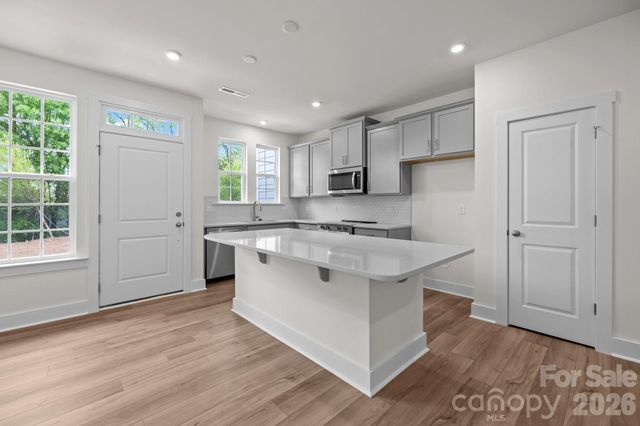 2930 Clyde Drive 33, Charlotte, NC 28208