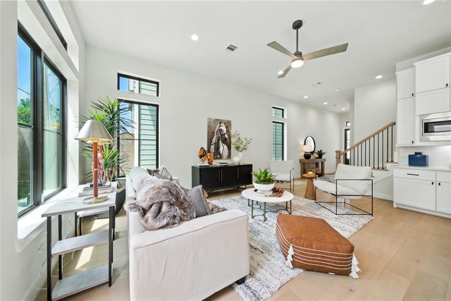 1711 Bologna Lane, Houston, TX 77055