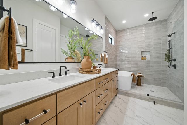 1711 Bologna Lane, Houston, TX 77055