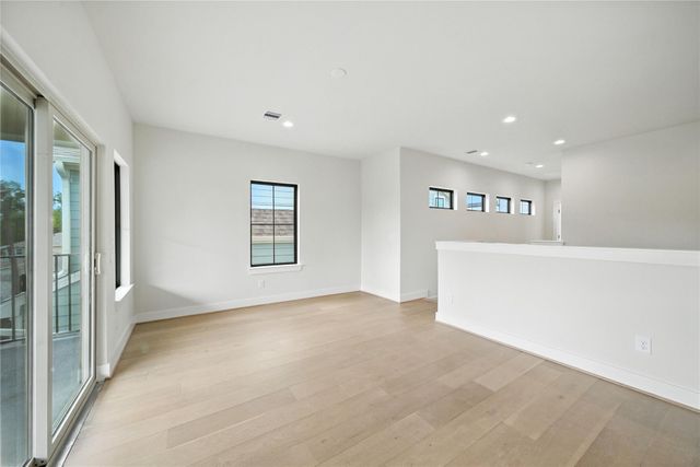 1711 Bologna Lane, Houston, TX 77055