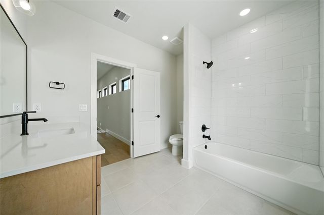 1711 Bologna Lane, Houston, TX 77055