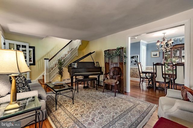 154 GRANDVIEW RD, Ardmore, PA 19003