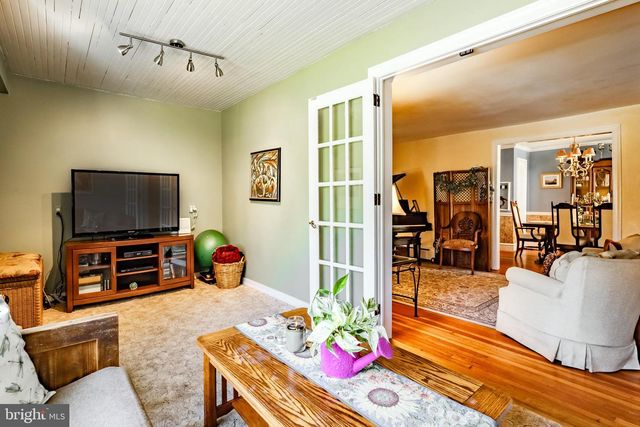 154 GRANDVIEW RD, Ardmore, PA 19003