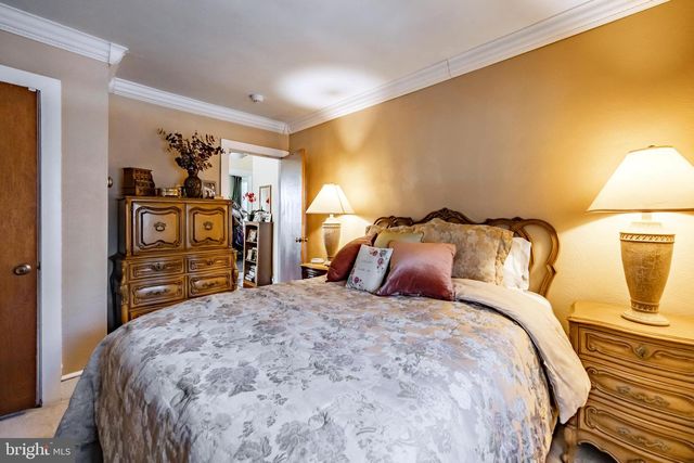 154 GRANDVIEW RD, Ardmore, PA 19003