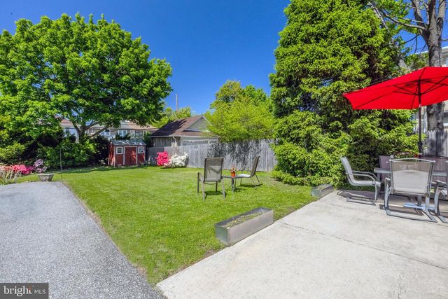 154 GRANDVIEW RD, Ardmore, PA 19003