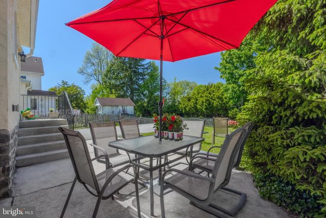 154 GRANDVIEW RD, Ardmore, PA 19003