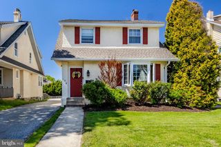 154 GRANDVIEW RD, Ardmore, PA 19003