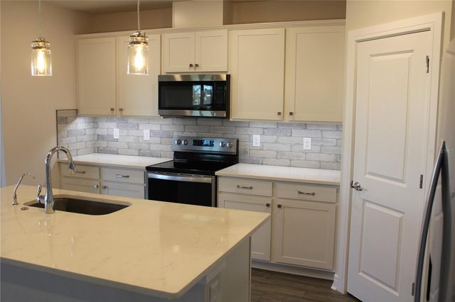 8232 REEFBAY COVE, Parrish, FL 34219