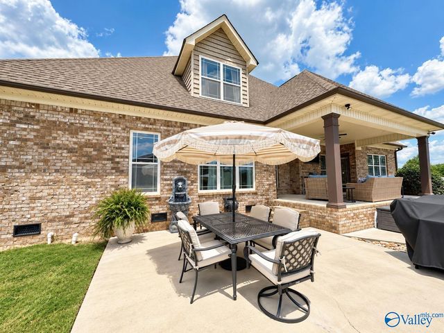 12590 Carriage Park Lane, Athens, AL 35613