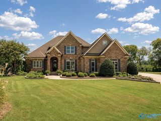 12590 Carriage Park Lane, Athens, AL 35613