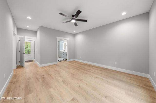 9103 Hondo Drive, Crossville, TN 38572