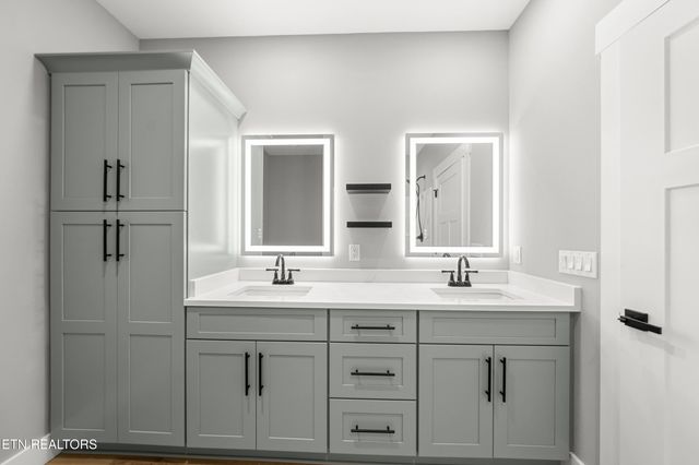 9103 Hondo Drive, Crossville, TN 38572