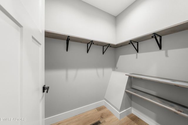 9103 Hondo Drive, Crossville, TN 38572