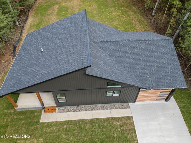 9103 Hondo Drive, Crossville, TN 38572