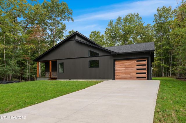 9103 Hondo Drive, Crossville, TN 38572