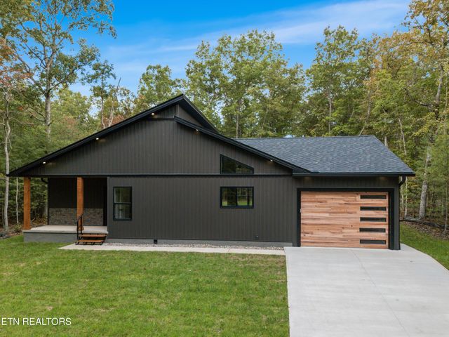 9103 Hondo Drive, Crossville, TN 38572