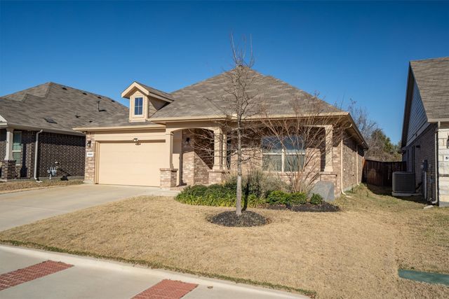 5525 Round Hill Road, Denton, TX 76210