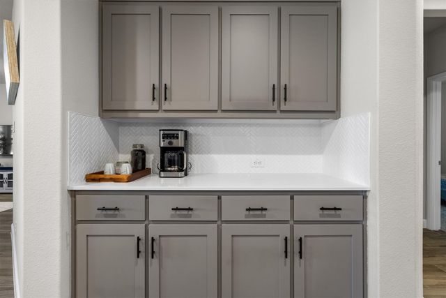 5525 Round Hill Road, Denton, TX 76210