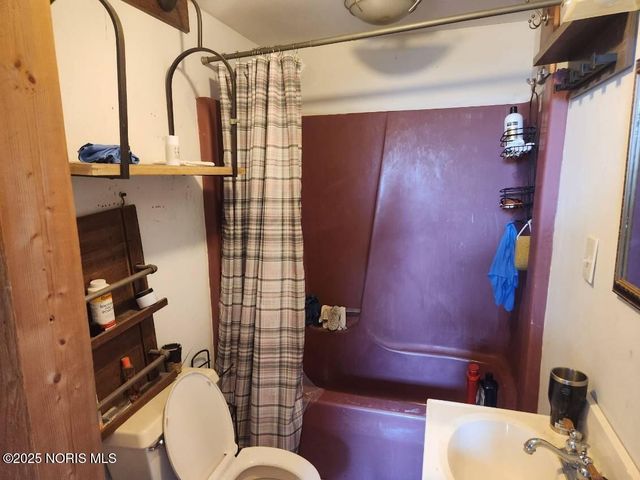 520 Emerald Avenue, Toledo, OH 43604