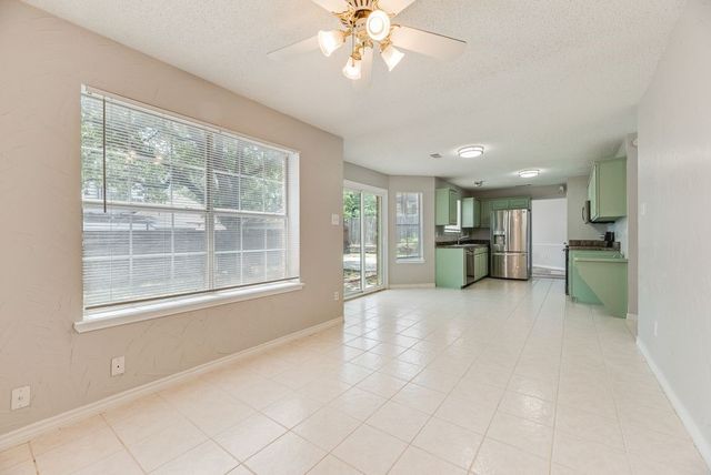 5610 Eagle Rock Road, Arlington, TX 76017