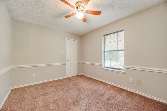 5610 Eagle Rock Road, Arlington, TX 76017