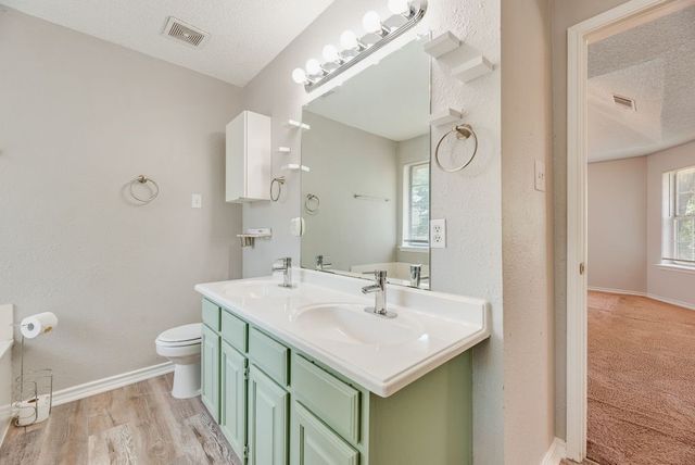 5610 Eagle Rock Road, Arlington, TX 76017