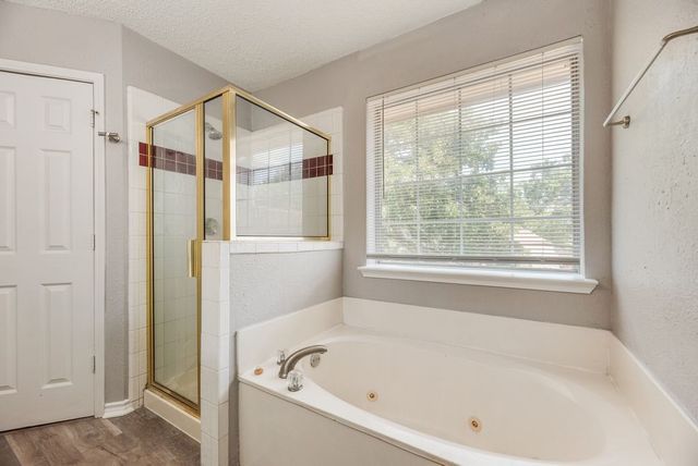 5610 Eagle Rock Road, Arlington, TX 76017