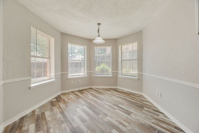 5610 Eagle Rock Road, Arlington, TX 76017