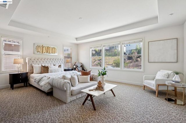 130 Arundel Dr, Hayward, CA 94542