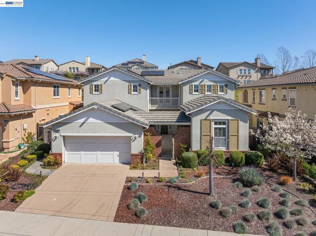 130 Arundel Dr, Hayward, CA 94542