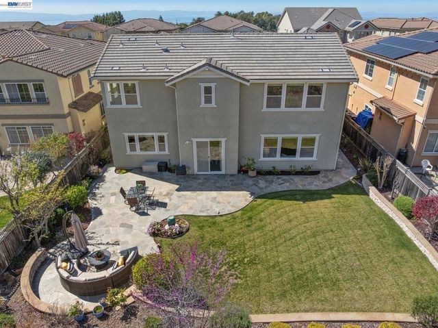 130 Arundel Dr, Hayward, CA 94542