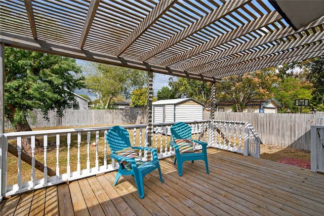 734 Lansdown Dr, Corpus Christi, TX 78412