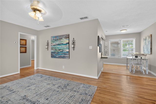 734 Lansdown Dr, Corpus Christi, TX 78412