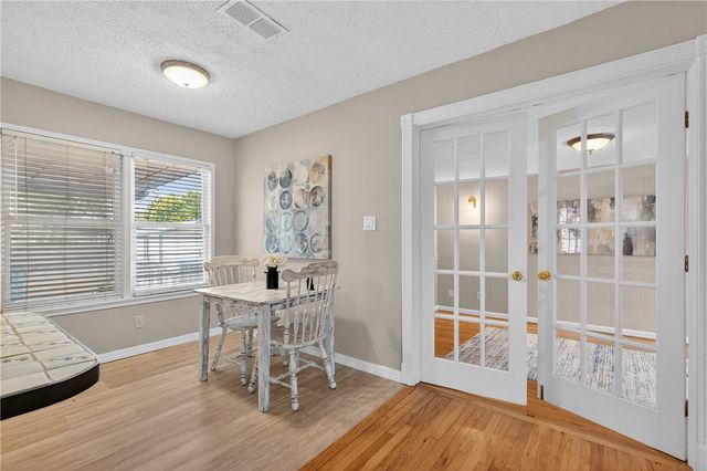 734 Lansdown Dr, Corpus Christi, TX 78412