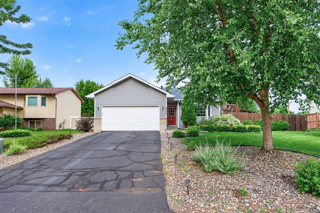 9442 Hale Avenue S, Cottage Grove, MN 55016 — exterior