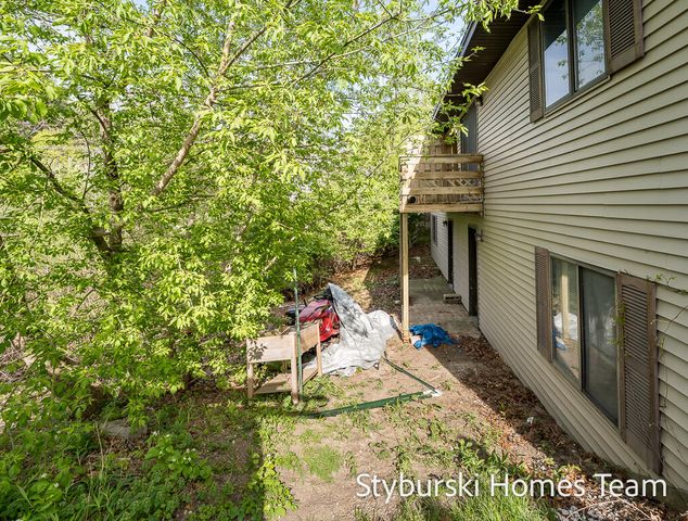 15223 Krueger Street, Spring Lake, MI 49456