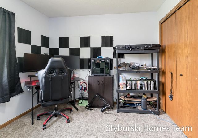 15223 Krueger Street, Spring Lake, MI 49456