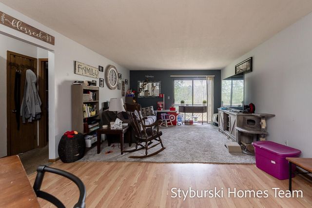15223 Krueger Street, Spring Lake, MI 49456