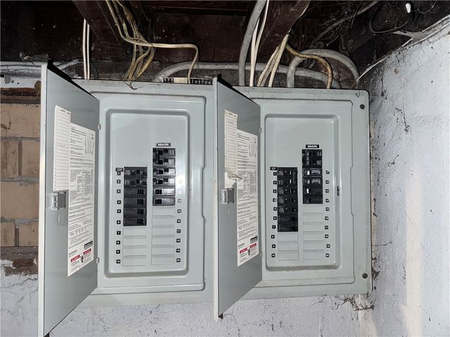 1611 Westmont Ave, Carrick, PA 15210