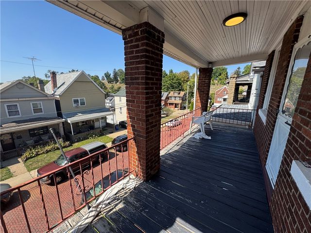 1611 Westmont Ave, Carrick, PA 15210