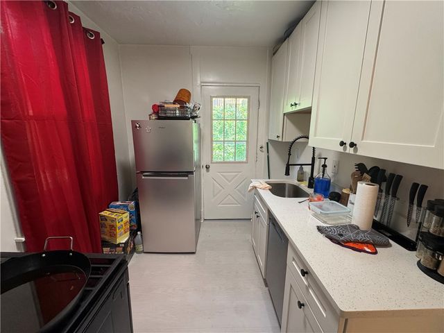 1611 Westmont Ave, Carrick, PA 15210