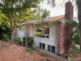 4053 NE 55th Street, Seattle, WA 98105