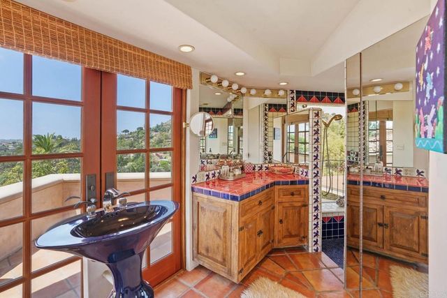 4652 Resmar Road, La Mesa, CA 91941