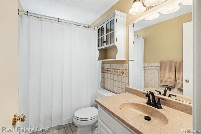 520 W Huron Street, Milford, MI 48381