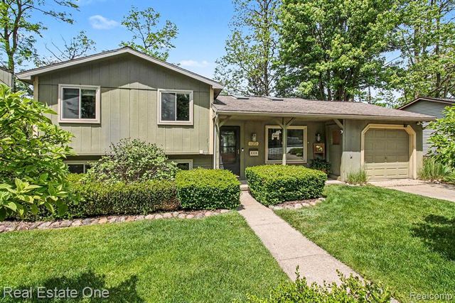 520 W Huron Street, Milford, MI 48381